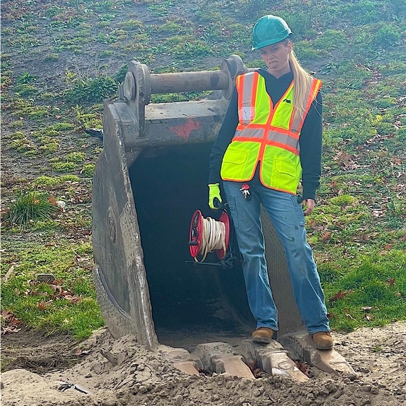 Meet your Posher, Mady - Picture 7 of 11